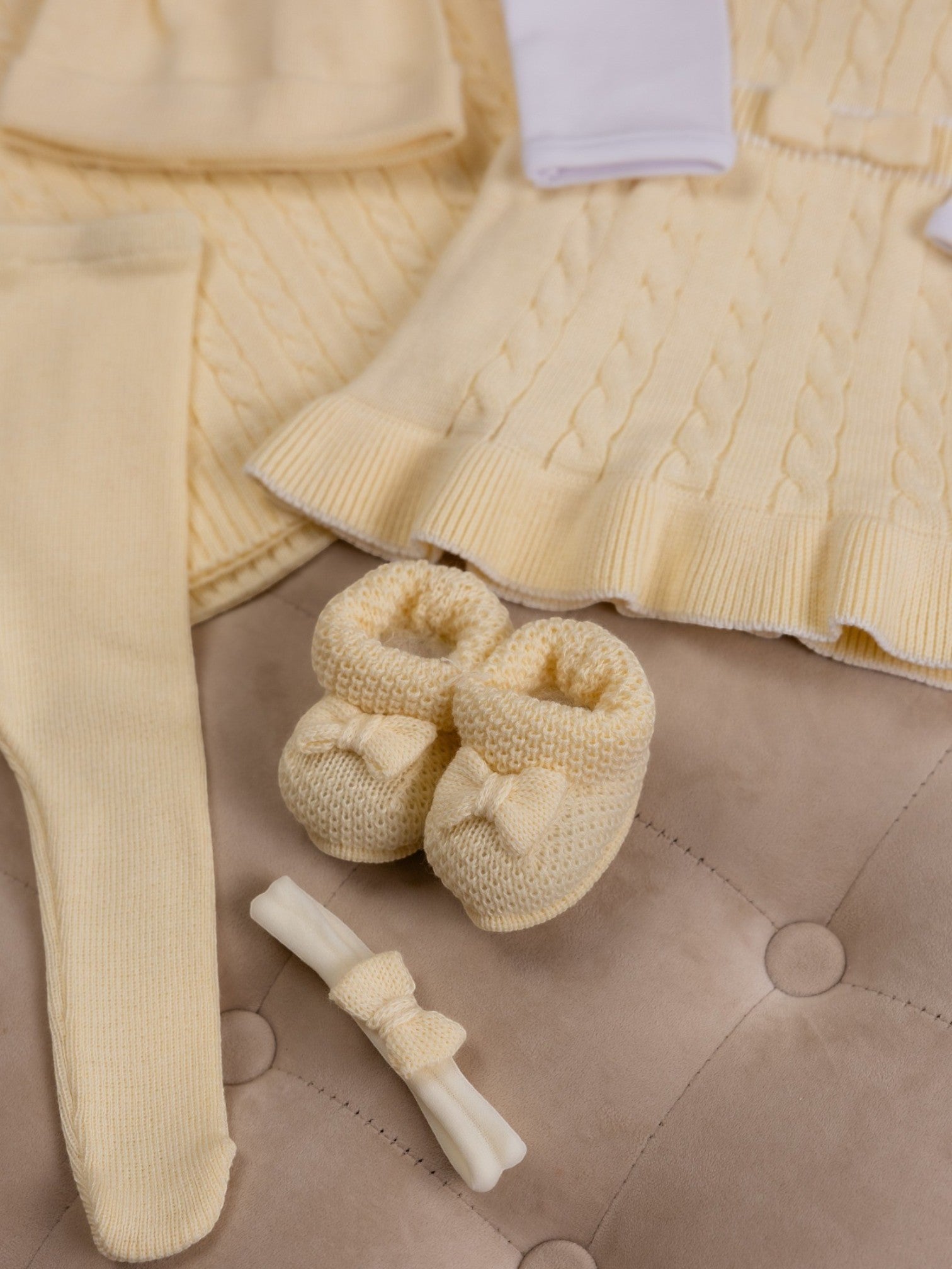 Set Scarpine e Fascetta Fiocco Giallo